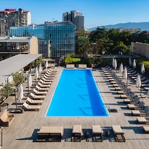 holiday-inn-tbilisi.alltbilisihotels.com/
